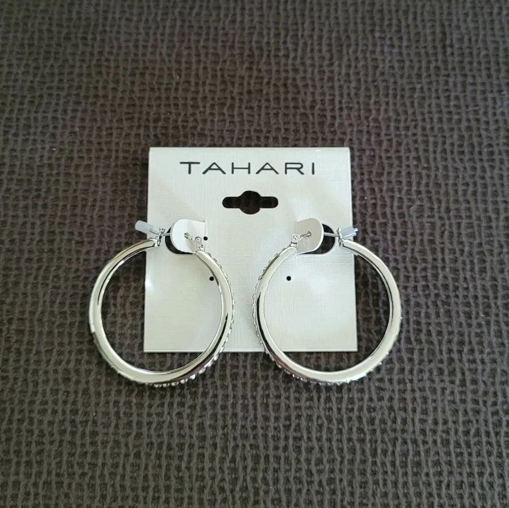 Tahari Cubic Zirconia💎 Lined Silver Hoop Earrings